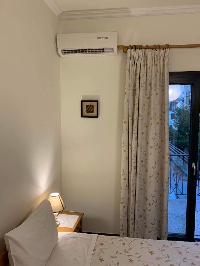 Madalenarooms Benitses  Exteriör bild